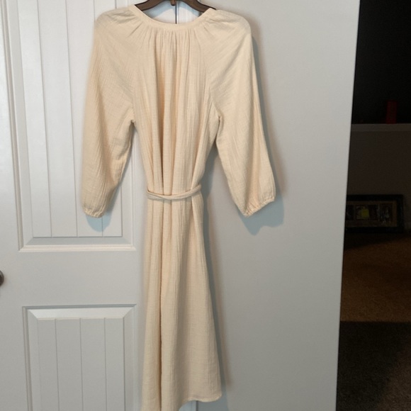 Dress purchased from Belk. Style by Wonderby - Picture 4 of 6